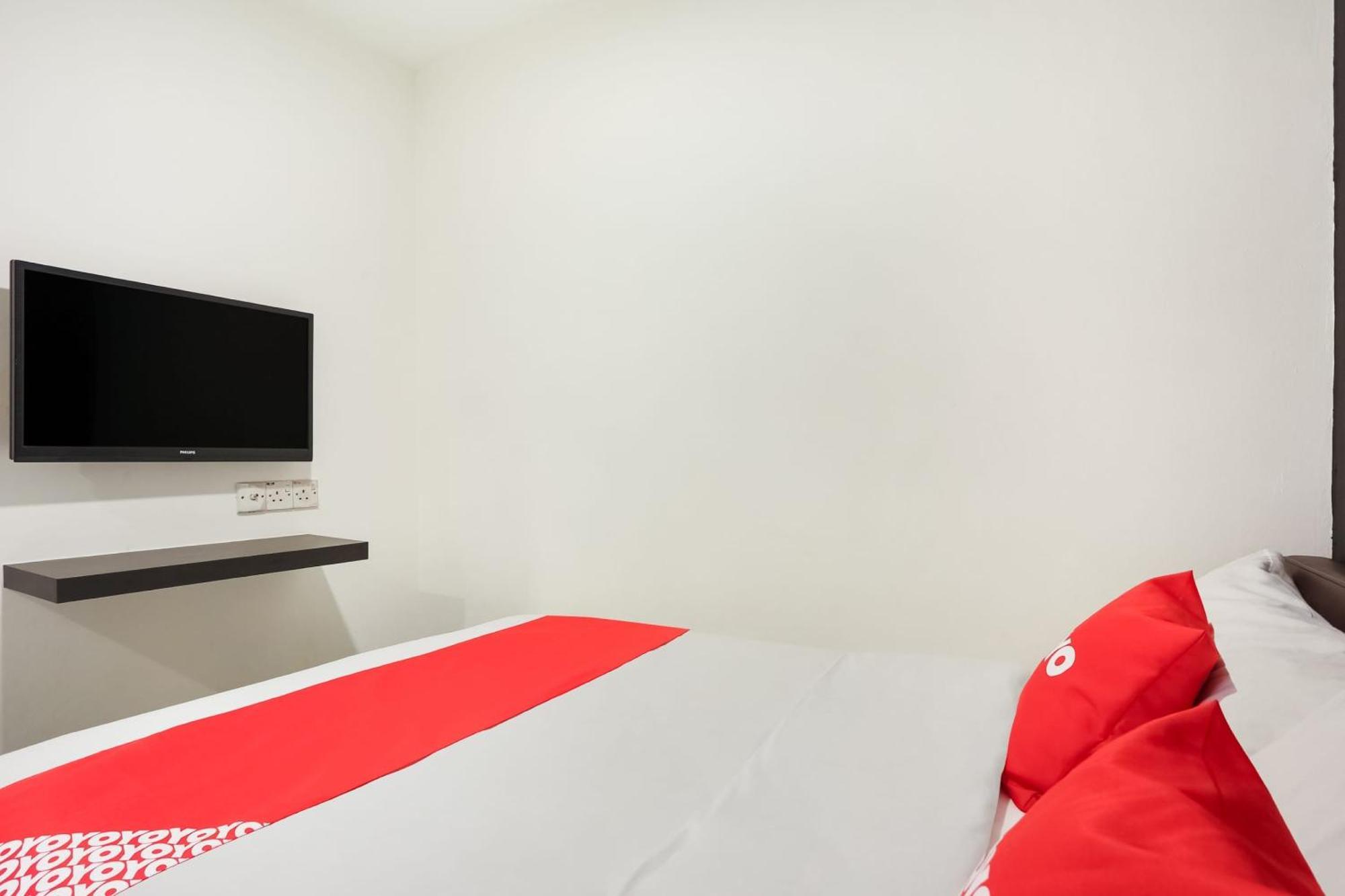 Oyo 90460 Hotel Kl2F Rest & Go Shah Alam Exterior photo