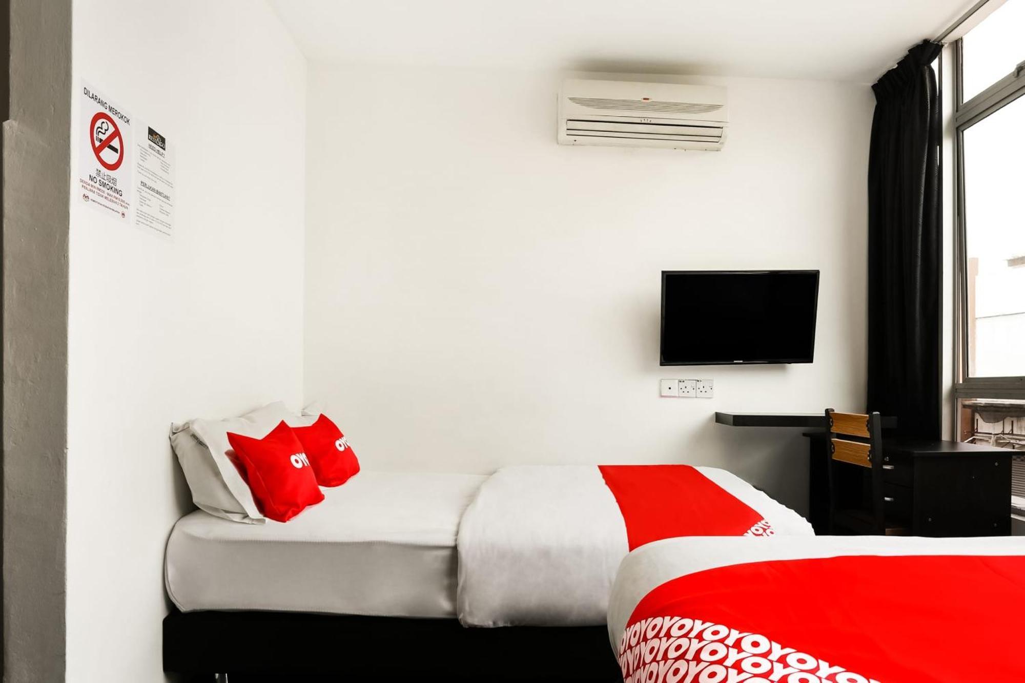 Oyo 90460 Hotel Kl2F Rest & Go Shah Alam Exterior photo